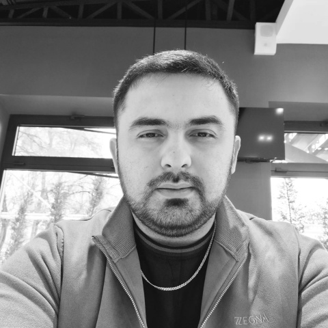 Отабек Ражабов